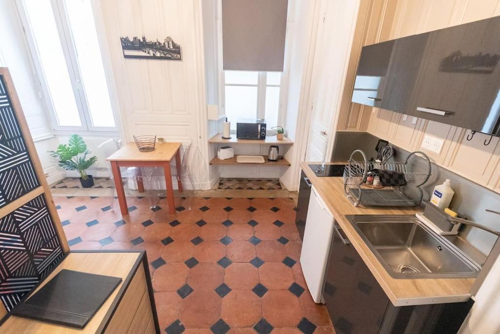 Appartement Immeuble L'Aristocrate - L'Authentique - Bd Carnot à Angers Extérieur photo
