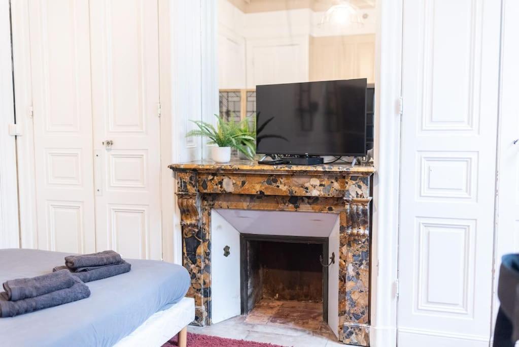 Appartement Immeuble L'Aristocrate - L'Authentique - Bd Carnot à Angers Extérieur photo