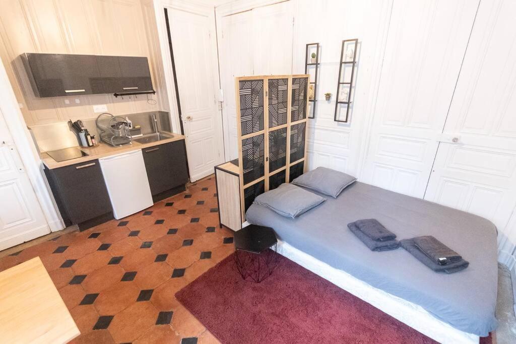 Appartement Immeuble L'Aristocrate - L'Authentique - Bd Carnot à Angers Extérieur photo