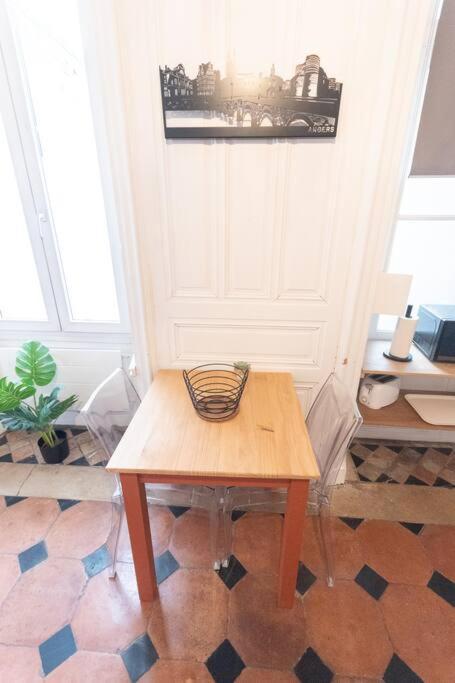 Appartement Immeuble L'Aristocrate - L'Authentique - Bd Carnot à Angers Extérieur photo