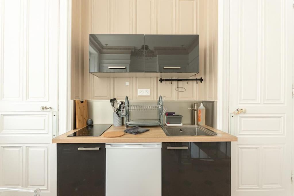 Appartement Immeuble L'Aristocrate - L'Authentique - Bd Carnot à Angers Extérieur photo